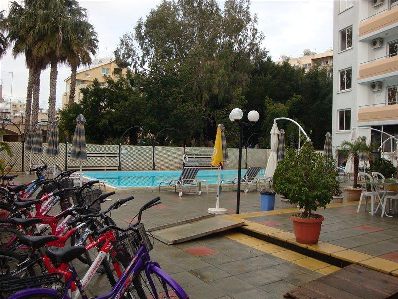 San Remo Hotel Larnaca Exteriör bild